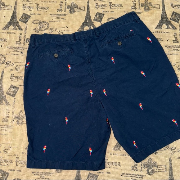 Tommy Hilfiger Navy Blue Parrot Embroidery Shorts Size 35
Excellent Condition - Picture 8 of 11